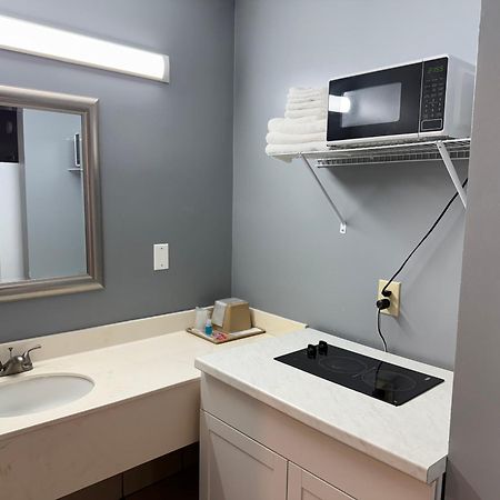 Americas Best Value Inn And Suites Blytheville Extérieur photo